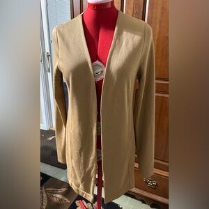 Duluth Trading Co Tan Knit Layering Top with Red Lining